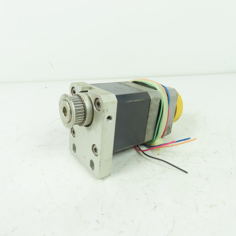 Oriental Motor PK543BN-TG10 Vexta Stepper Motor 0.75A W/ Damper D4CL50