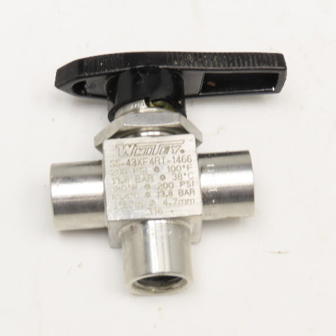 Whitey SS-43XF 4RT-1466 Stainless Steel 3 Way Valve 200PSI G1/4