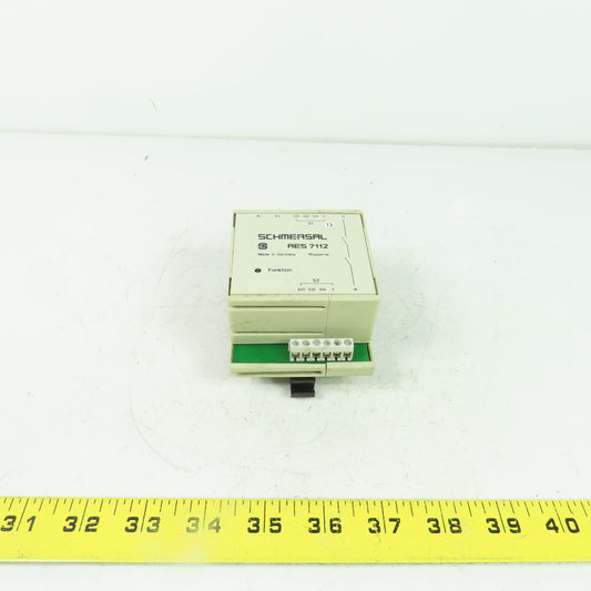 Schmersal AES 7112.1 Safety Control Monitor Module 110VAC