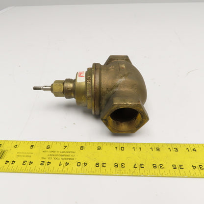 Honeywell 1-1/2" NPT Bronze Single Seat Water Valve