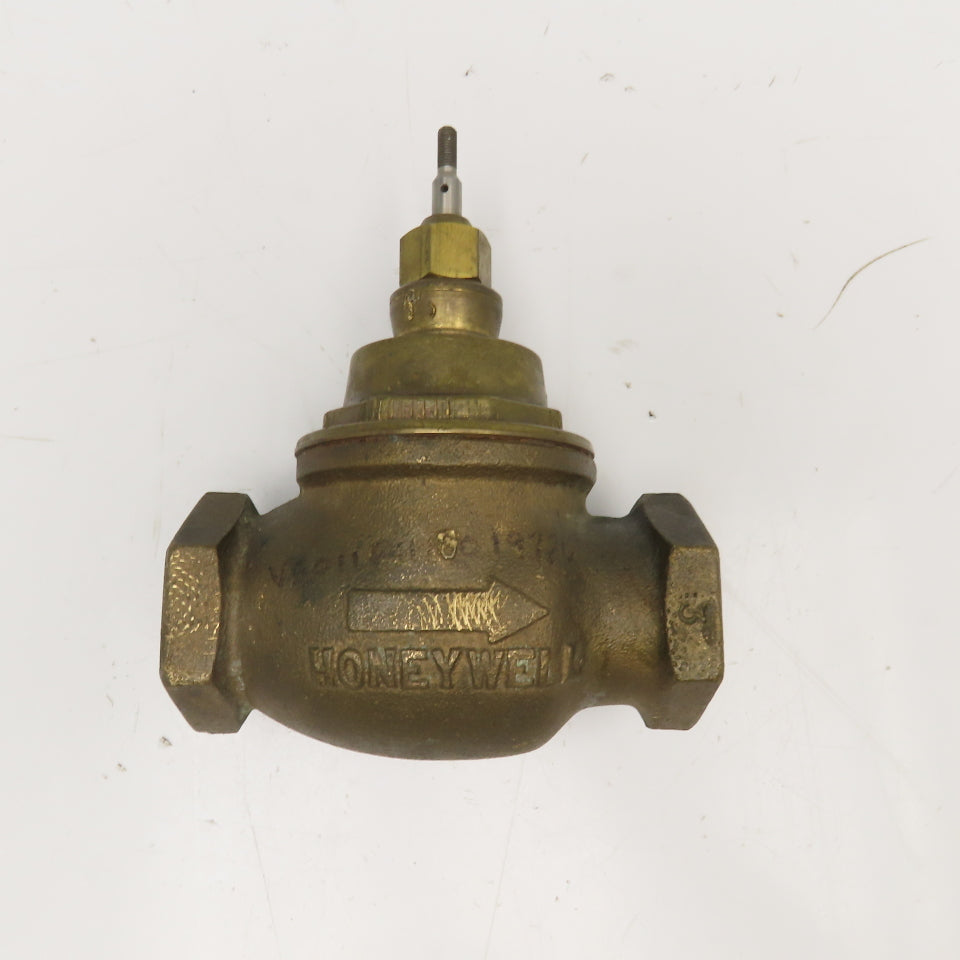 Honeywell 1-1/2" NPT Bronze Single Seat Water Valve