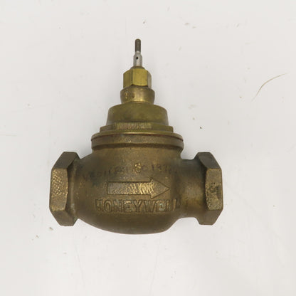 Honeywell 1-1/2" NPT Bronze Single Seat Water Valve
