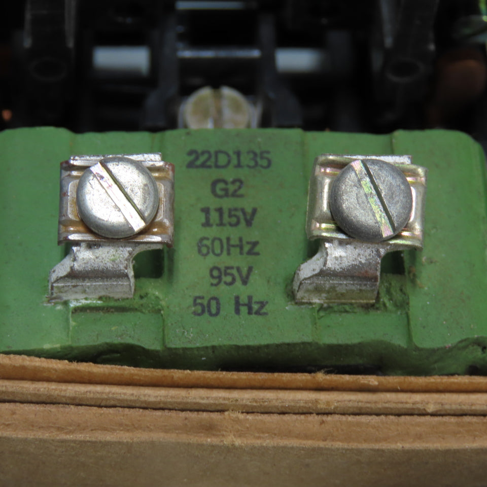 GE General Electic CR260L21CA361AA0 Ser A Electrically Held Lighting Contactor