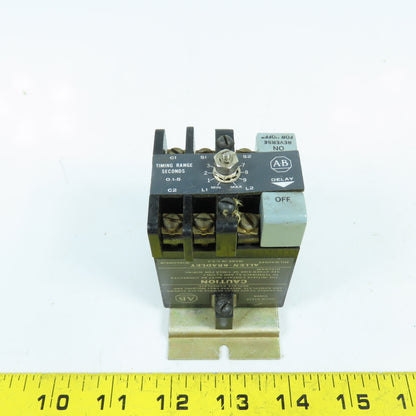 Allen Bradley 852S-NSA Ser D Time Delay Relay 0.1-5 Seconds 300V Max