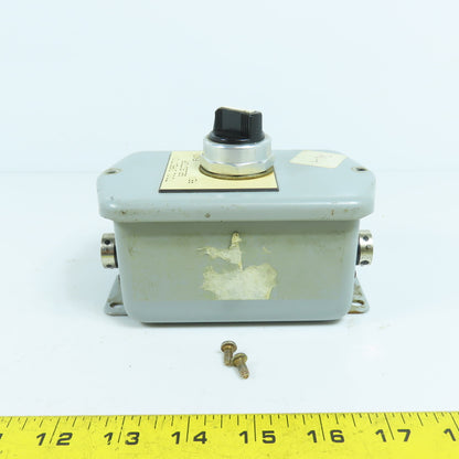 Hoffman A403DDSC Single Button Enclosure Allen Bradley 800T-H2 2-Position Switch