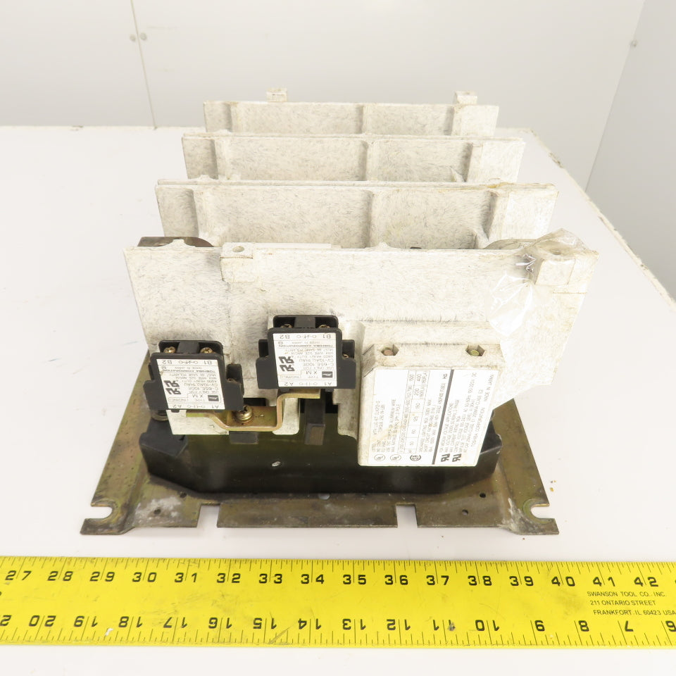 Toshiba CV-1GAU Vacuum Contactor 3PH 3-Pole 200-1500V Max 100-240VAC Control