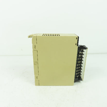 Omron C200H-0A222 Output Unit Module 100-240VAC 0.3A/Point 2A/Unit