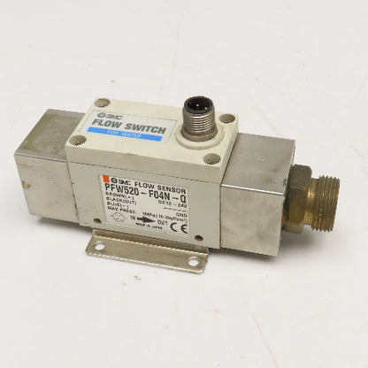 SMC PFW520-F04N-Q Water Flow Sensor 12-24VDC G1/2