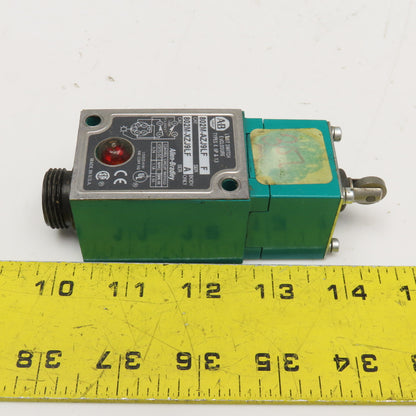 Allen Bradley 802M-AZJ9LF Limit Switch W/ 802M-DX Cam Plunger Operating Head