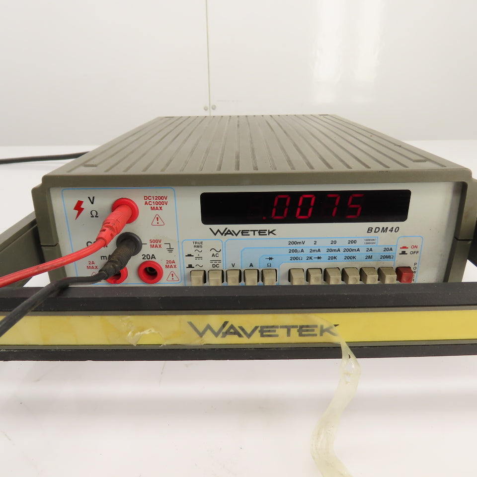 Wavetek BDM40 115V Digital Bench Multimeter (Powers Up)