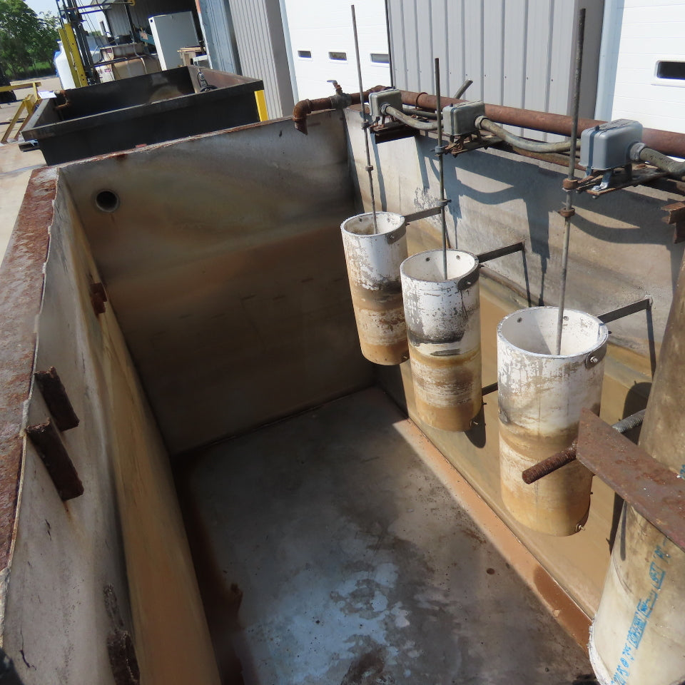 1000 Gallon Open Top Steel Waste Oil Recovery Storage Tank 96" x 48" x 96"H Tank