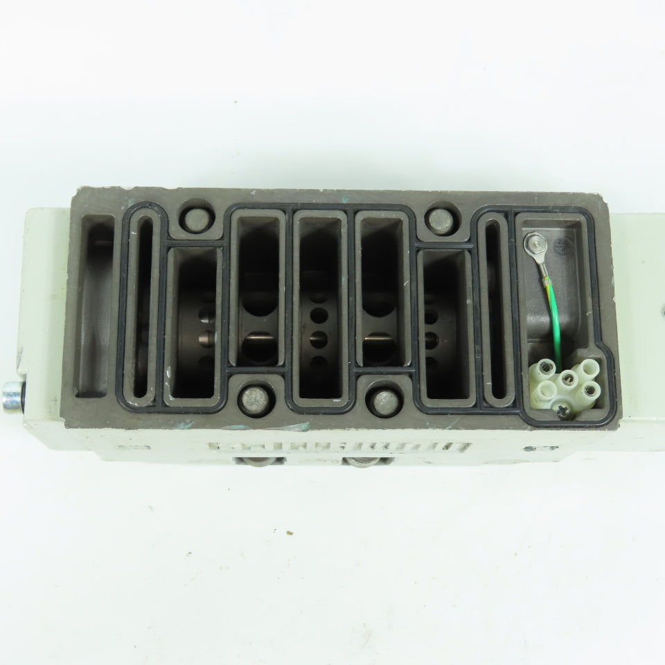Numatics 134BA400MP00061 Pneumatic Directional Control Valve 24VDC Solenoid