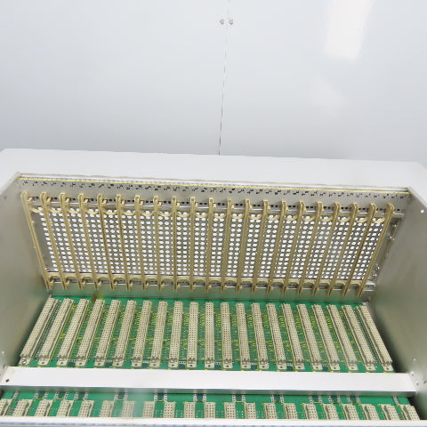 PLC-ZENTRALGERAT 24.002260 Uni-Pro90 UME-RW B21.008338-01341 Slot Rack Chassis