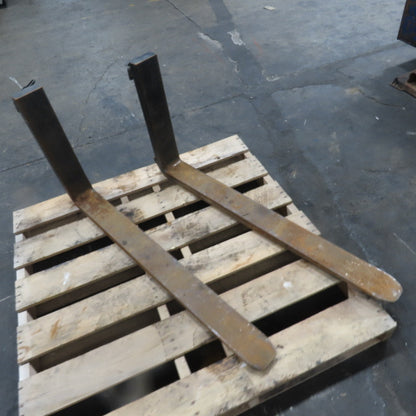 MS Class II 2 16" Tapered Forklift Forks Carriage Mount 41-1/2" x 4" Set Of 2