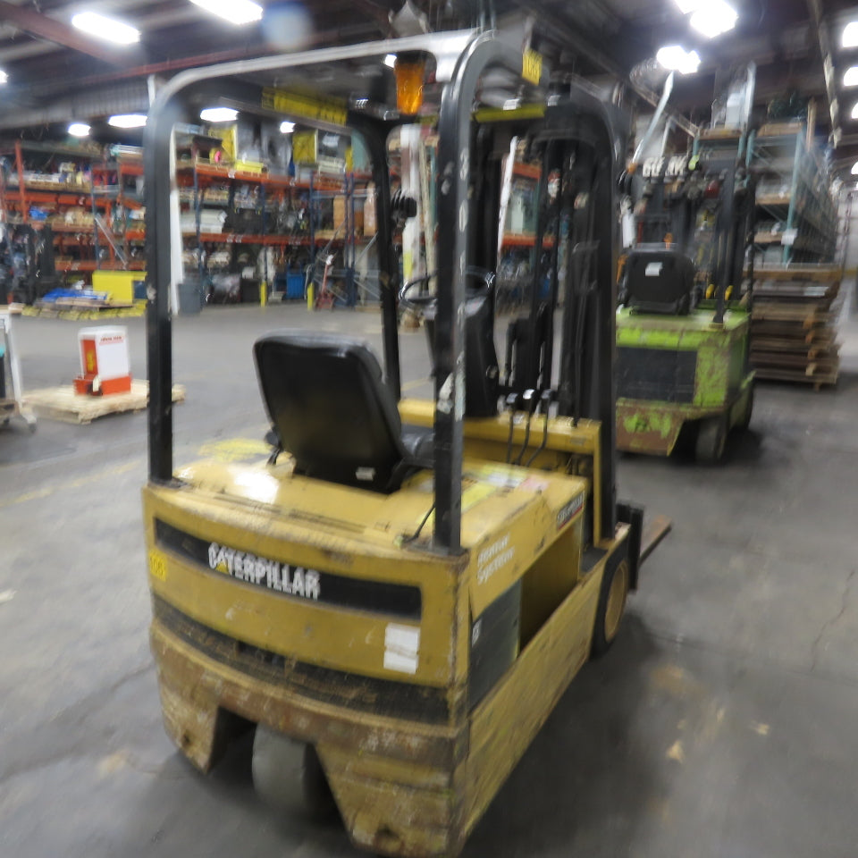 Caterpillar F30 2600LB Electric 36V Forklift 3-Stage 191" Lift Side Shift