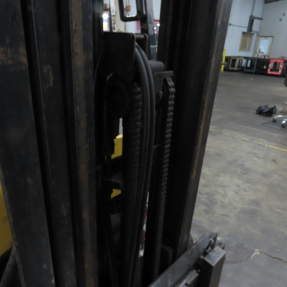 Caterpillar F30 2600LB Electric 36V Forklift 3-Stage 191" Lift Side Shift