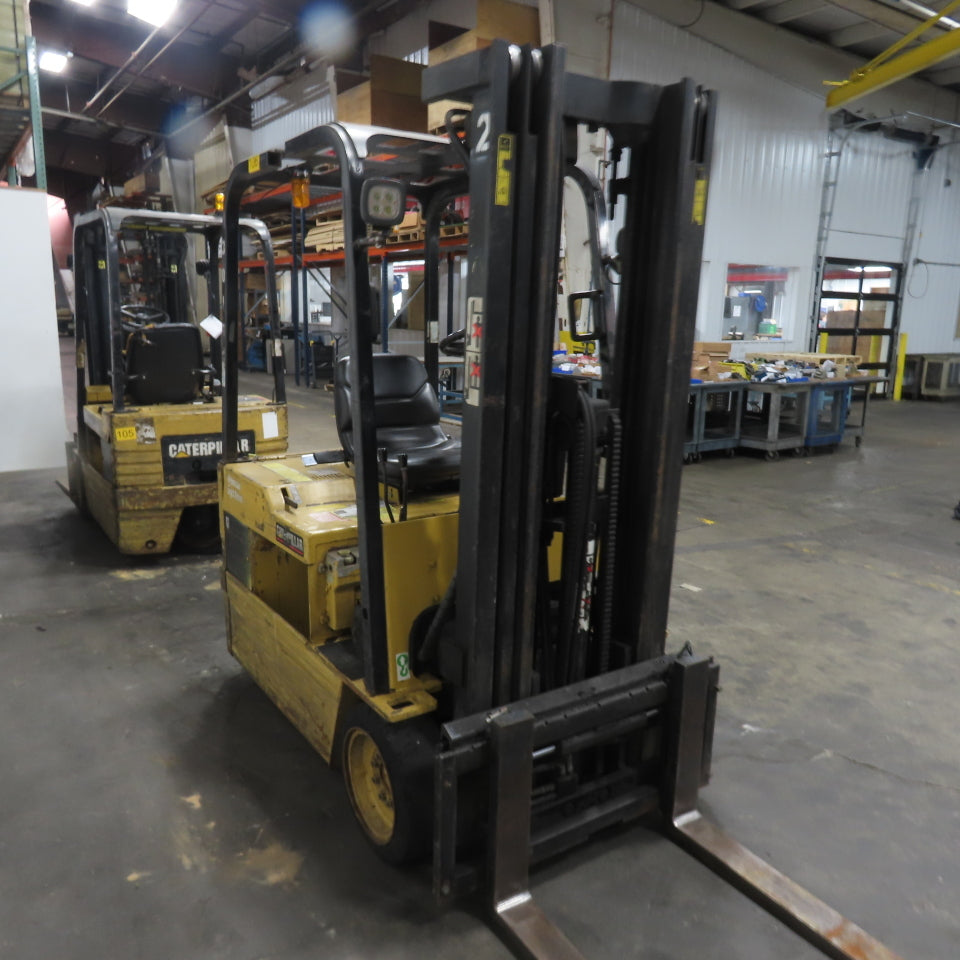 Caterpillar F30 2600LB Electric 36V Forklift 3-Stage 191" Lift Side Shift