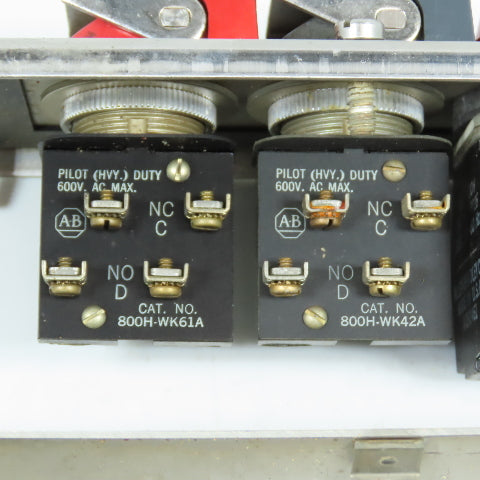 Allen Bradley 800H-2HAP4 Stainless 2 Push Button Control Station W/ Indicator