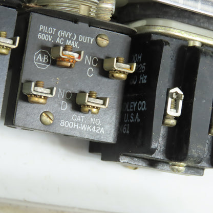 Allen Bradley 800H-2HAP4 Stainless 2 Push Button Control Station W/ Indicator