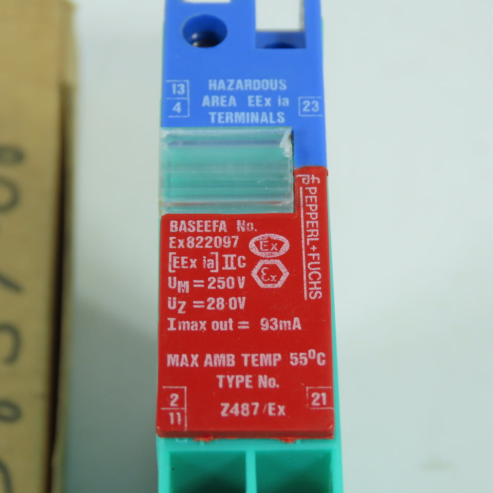 Pepperl + Fuchs Z487/Ex Baseefa EX822097 Switch Isolator 28V NEW