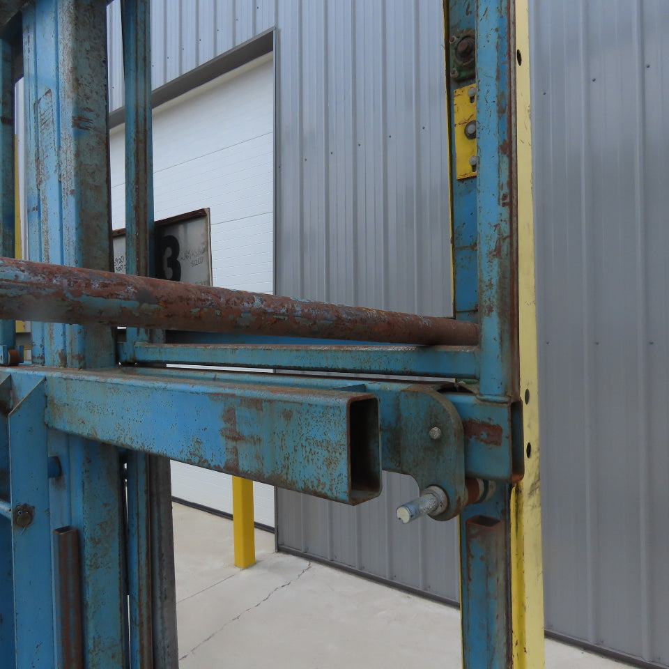 Steel Storage Systems Roll Out Cantilever Rack 3700LB Arm Cap 40" W x 38" H Arms