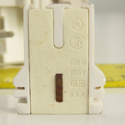 H.H. 600V 660W U-Shaped U-Bend T8, T12 Lamp Holders Bi-Pin Lot Of 50