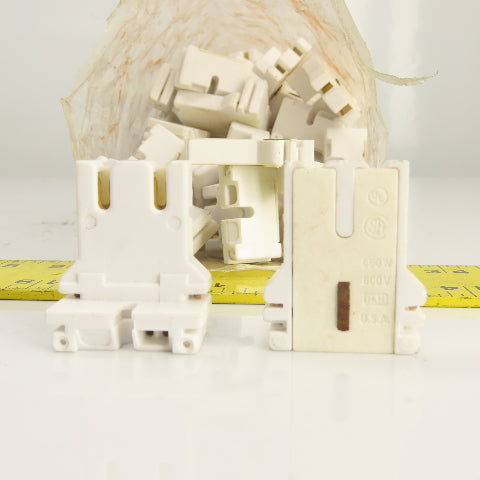 H.H. 600V 660W U-Shaped U-Bend T8, T12 Lamp Holders Bi-Pin Lot Of 50