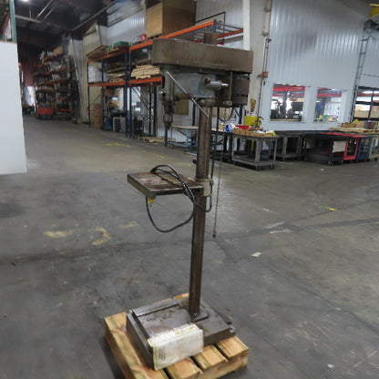 Rockwell Delta DP220 14" Floor Model Drill Press 115V 1Ph 14" x 11" Table
