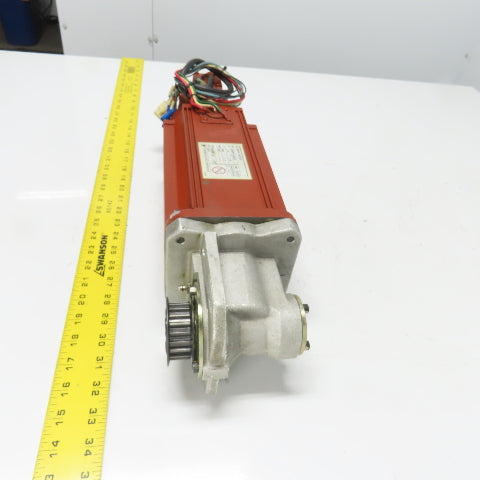 Yaskawa USASEM-18YR23 1.54KW AC Servo Motor 7.35Nm 2000RPM 11.4A W/ Encoder