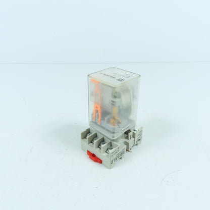Square D 8501KPD12V51 Ser F 8-Pin Plug-In Power Relay 12V DC Coil 12A 120/240VAC