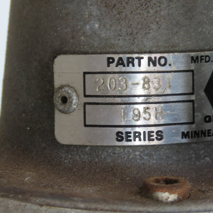 Graco 214-001 Low Pressure Medium Volume Filter W/ 203-831 Regulator