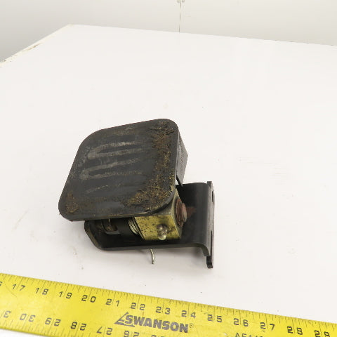Caterpillar ND3000-36V Floor Safety Pedal For Stand-On Deep Reach Forklift