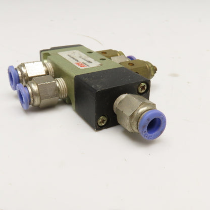 AOV Pneumatics 4A100 5/2 Way Air Piloted Directional Valve 1/8" NPT