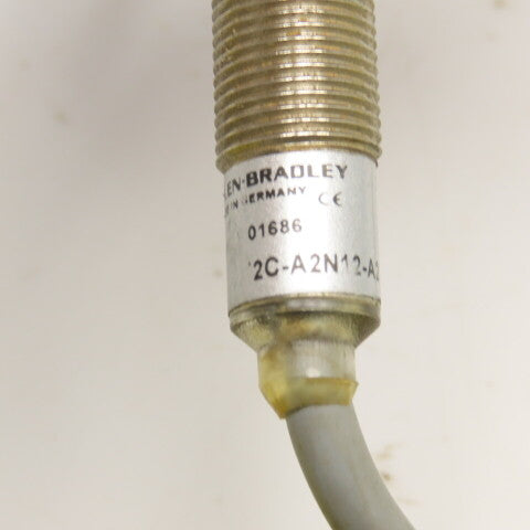 Allen Bradley 872C-A2N12-A2 B 20-250VAC Proximity Sensor
