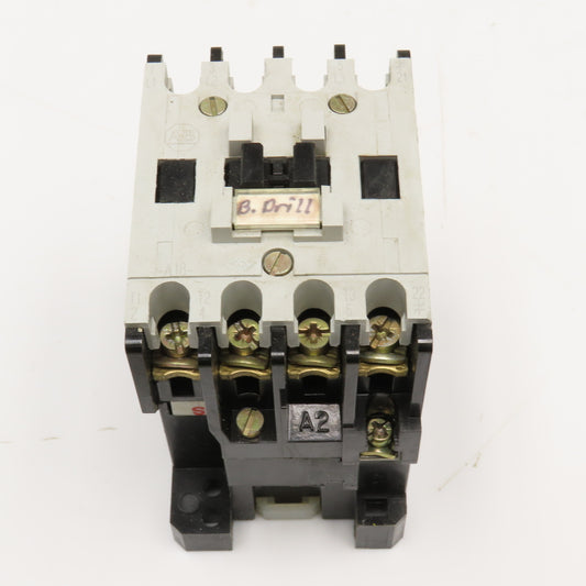 Allen Bradley 100-A18ND31 690V 18A Max Contactor Starter 120/110V Coil
