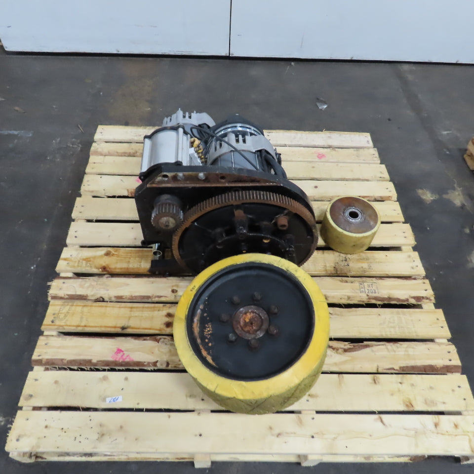 Caterpillar TSP112/4-165-T-12108 Drive & Steer Motor Wheel From A ND3000-36V