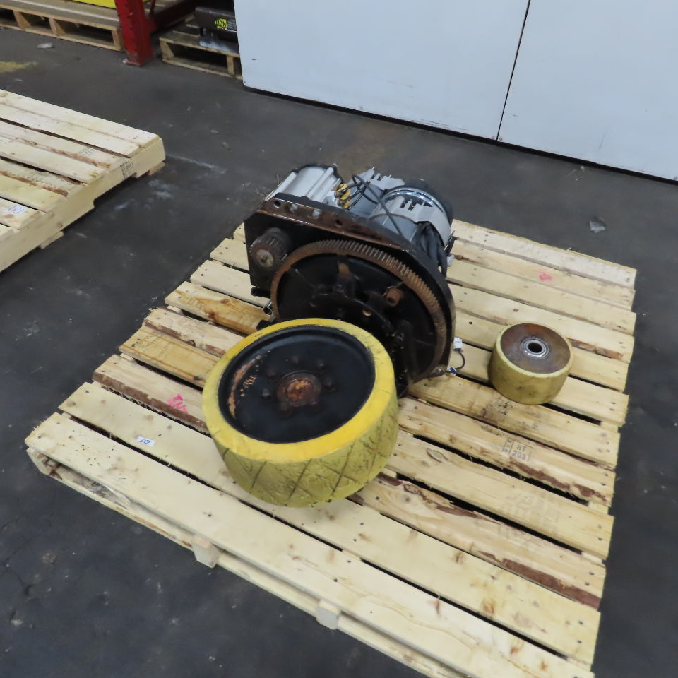 Caterpillar TSP112/4-165-T-12108 Drive & Steer Motor Wheel From A ND3000-36V