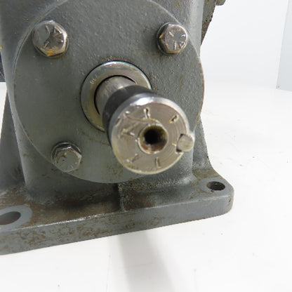 Boston gear F71825STB5J3 37:1 Ratio Gear Reducer 492IN-LB 0.700HP Input