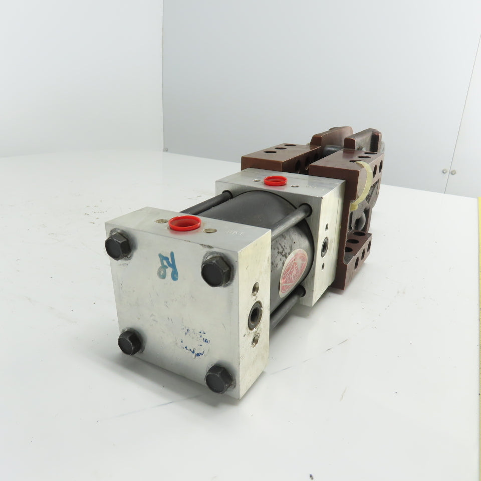 Destaco 1005-PL20-11 Pneumatic Batwing Clamp 1005-PL2.0-R1-C1