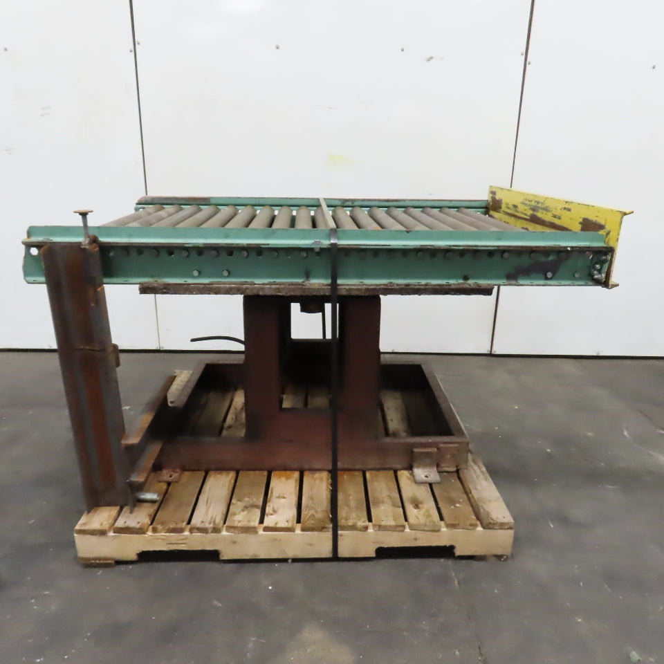 42" x 60" (5') Rotating Top Gravity Roller Conveyor 2.5" OD 39" BF 3" Centers