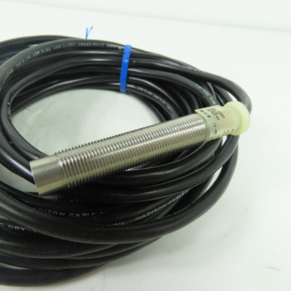 Cutler Hammer E57FBL12A2-M Inductive Proximity Sensor 20-250VAC 250mA NEW