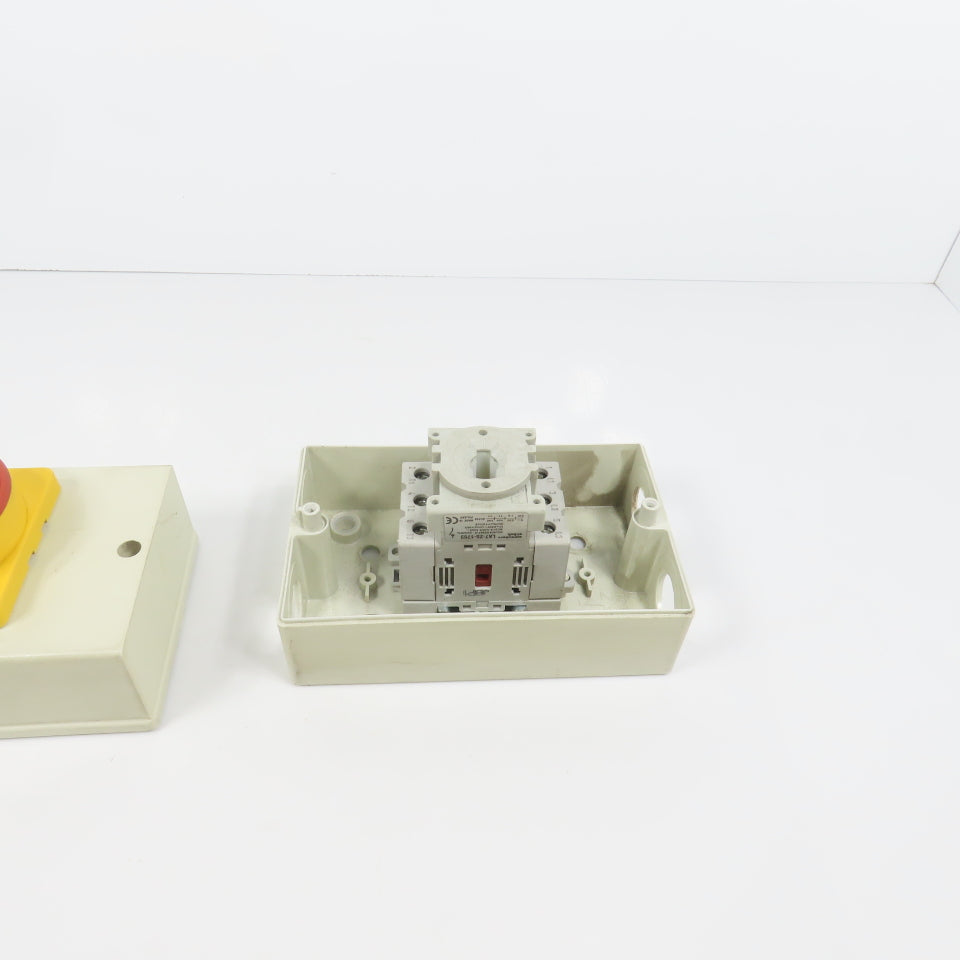 Sprecher + Schuh LA7-25-1753 25A 600V Motor Disconnect Switch 1-10HP W/Enclosure