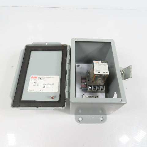 Hoffman A6044CH 4" x 4" x 6" Electrical Junction Box W/ 700-HA32A1 Relay