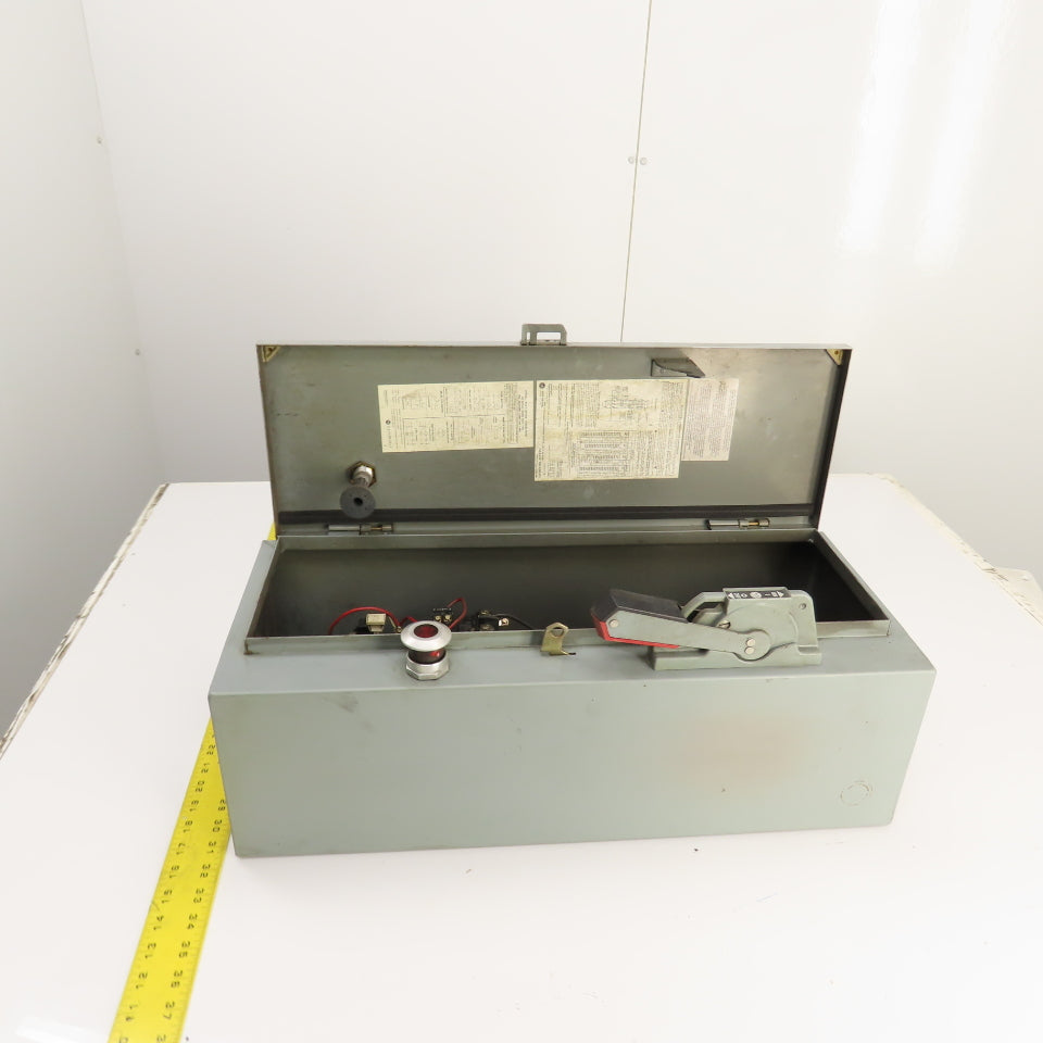 Allen Bradley 512-AAB-24R Nema Size 0 Combination Motor Starter 5HP 120V Coil