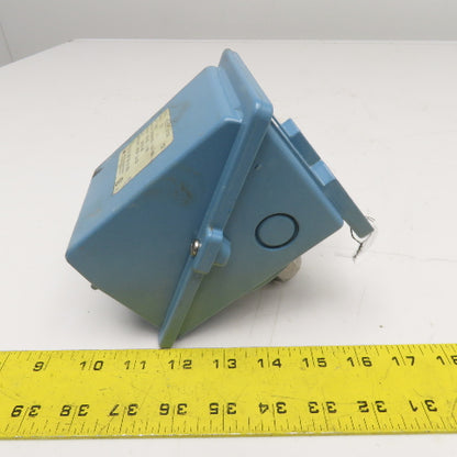 United Electric Type J400 Model 550 Pressure Switch 480VAC 15A 30" HGV-0PSI