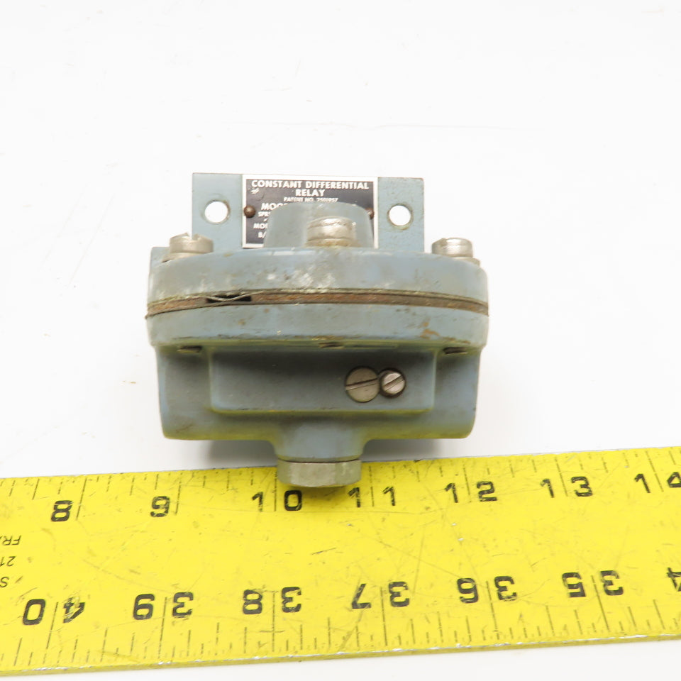 Moore Products 62V 1/4" NPT Constant Differential Pneumatic Relay