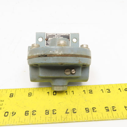 Moore Products 62V 1/4" NPT Constant Differential Pneumatic Relay