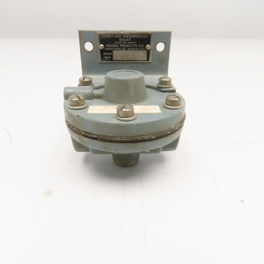 Moore Products 62VA 1/4" NPT Constant Differential Pneumatic Relay