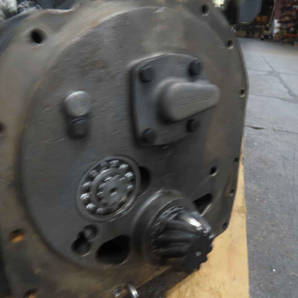 EPS Perkins G4-236 Clark 05-5100 LP Gas Forklift Engine And Transmission AS/IS