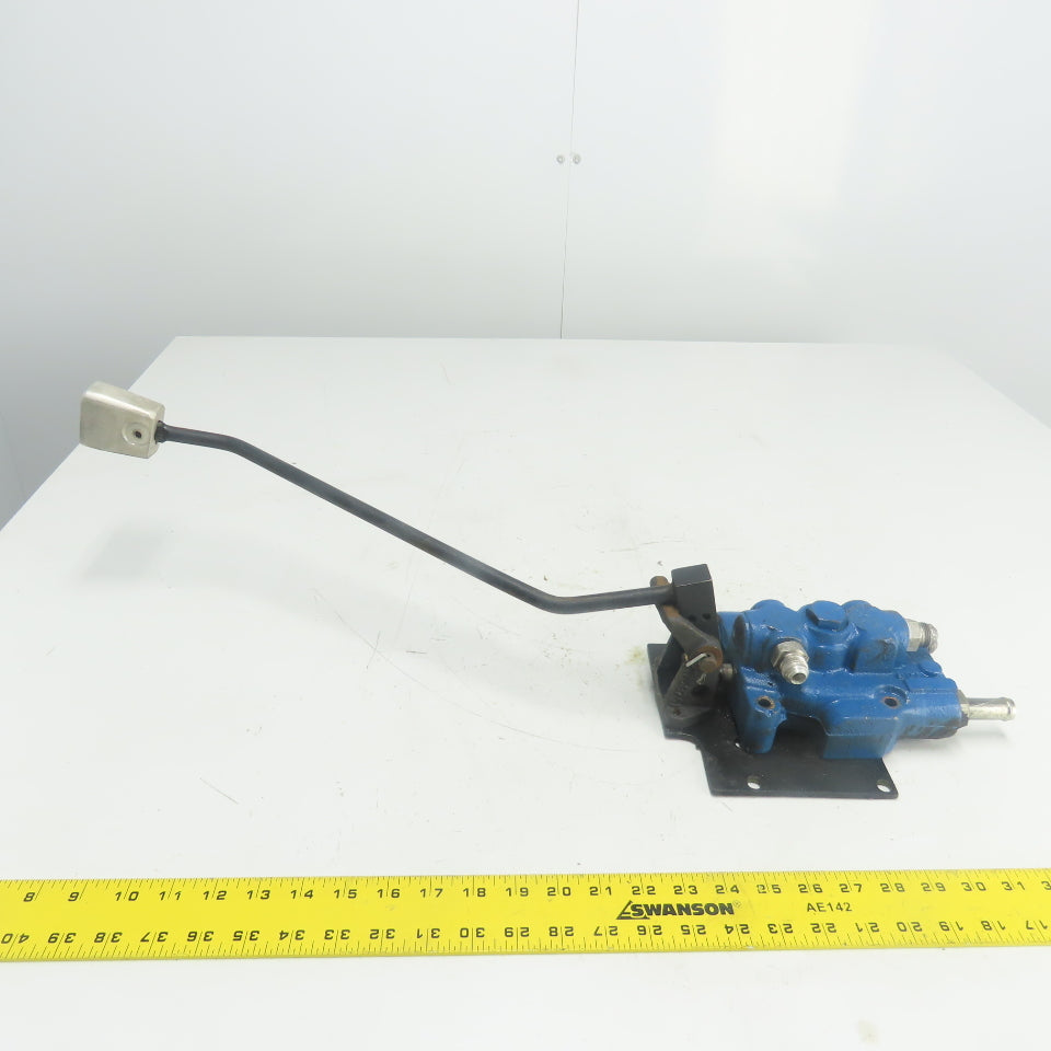 Vickers CMD12-P1020D0 Forklift Spool Valve Hydraulic Mast Hand Control Assy